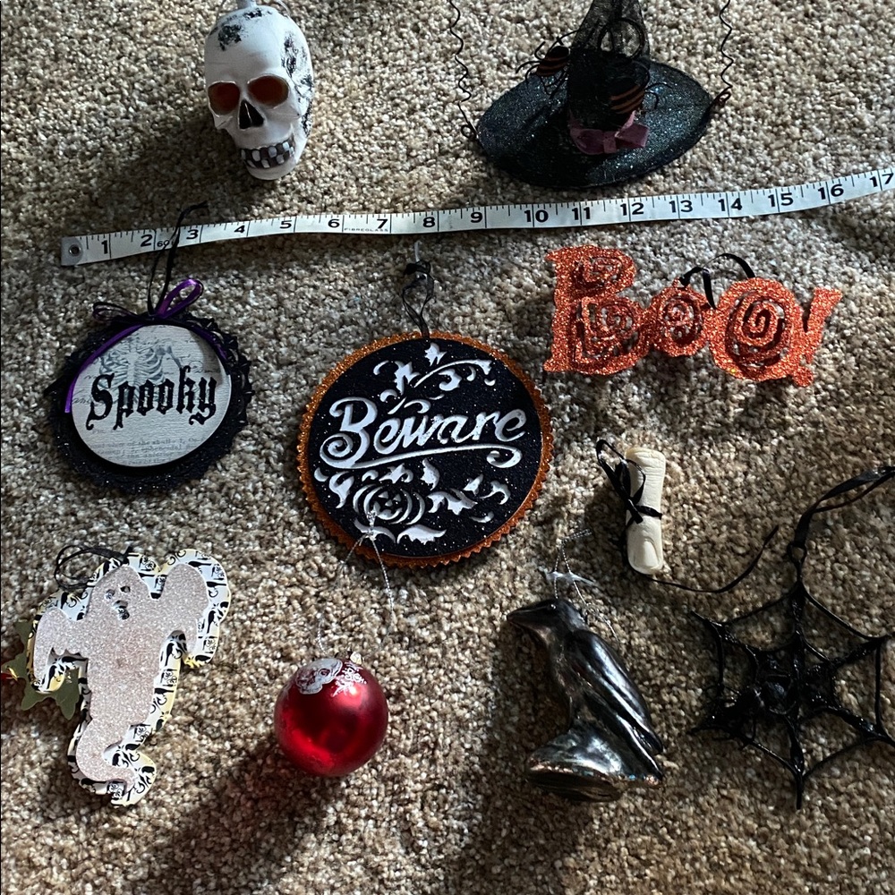 Lot of 10 Halloween Ornaments